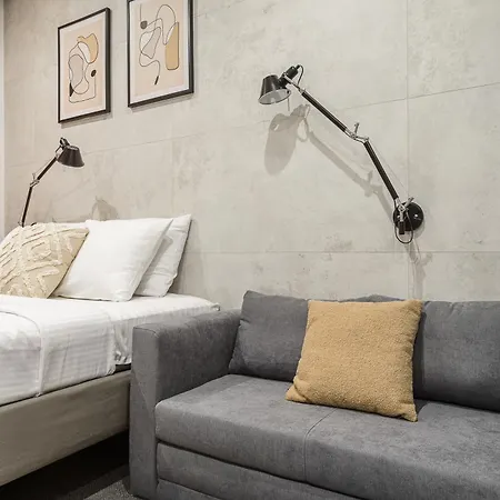 Apartment Lumina Design With Beautiful View Warsaw