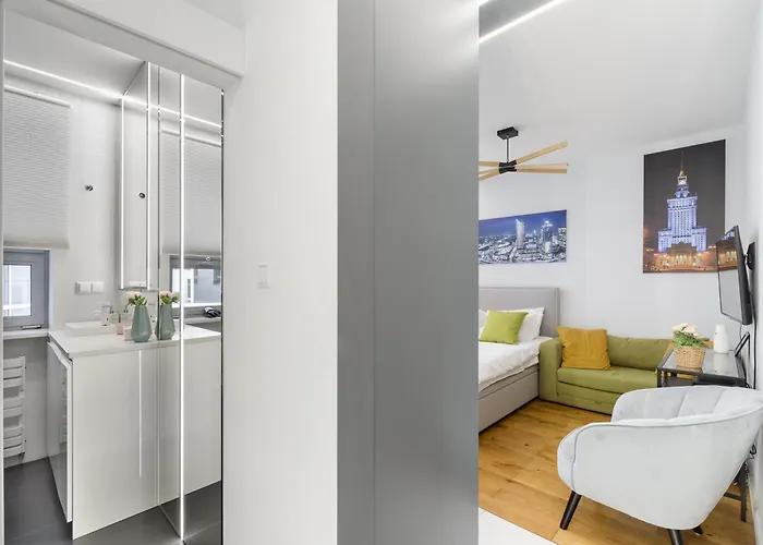 Lumina Design With Beautiful View Apartman Varsó