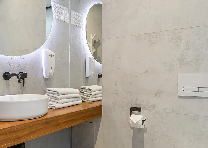 Lumina Design With Beautiful View Apartman