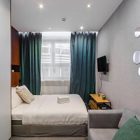 Lumina Design With Beautiful View Apartament