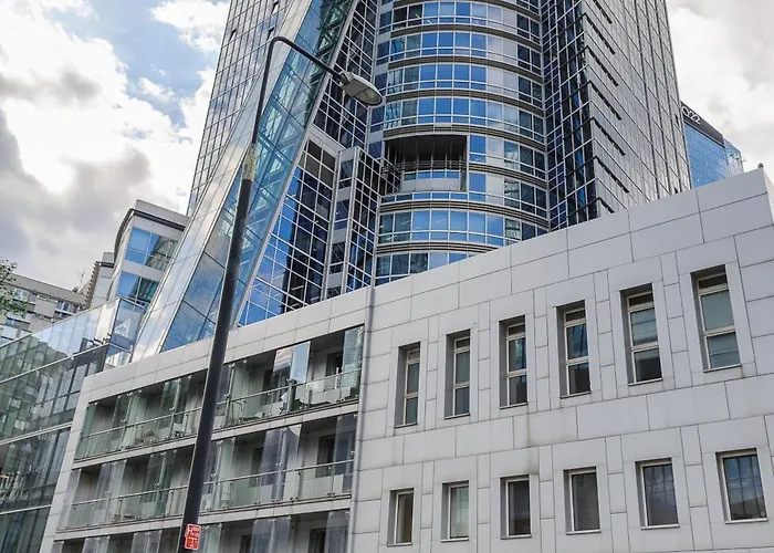 Lumina Design With Beautiful View * وارسو