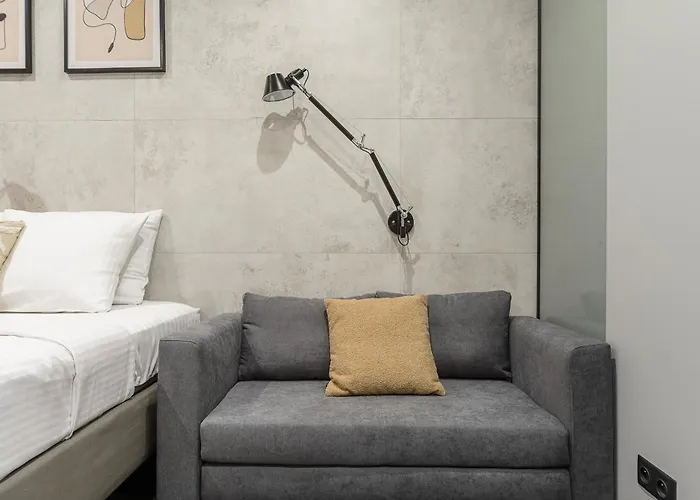 Lumina Design With Beautiful View وارسو